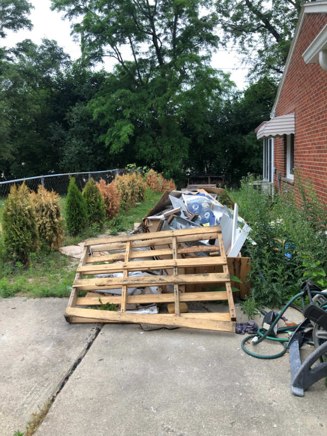 Junk removal bloomfield hills (1)